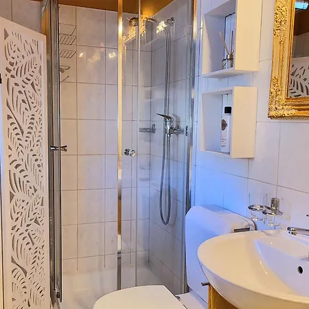 Traumhaftes In Nur 200m Vom Maggiore Entfernt *