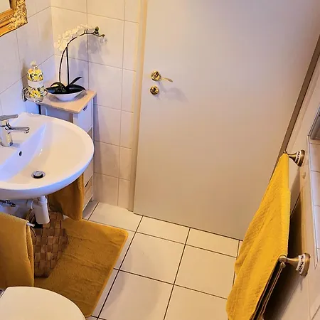 Traumhaftes In Nur 200m Vom Maggiore Entfernt Daire *